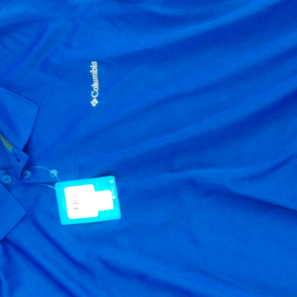 Brand new sports Columbia shirt